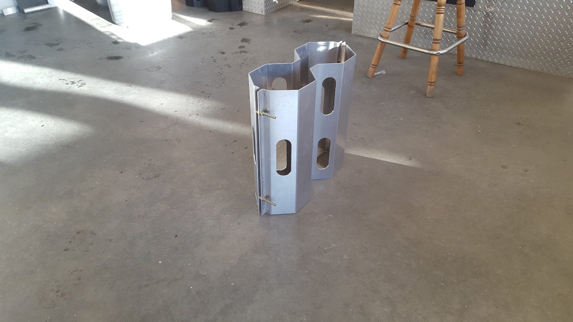 Dual Vertical Acetylene Bracket (a.k.a. "Jetpack") - Image 6