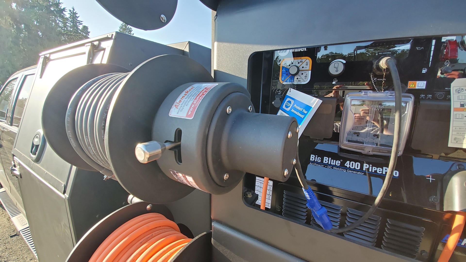 EC6-100V2 Electrical Cord / Welder Remote Reel (Black) - Image 4