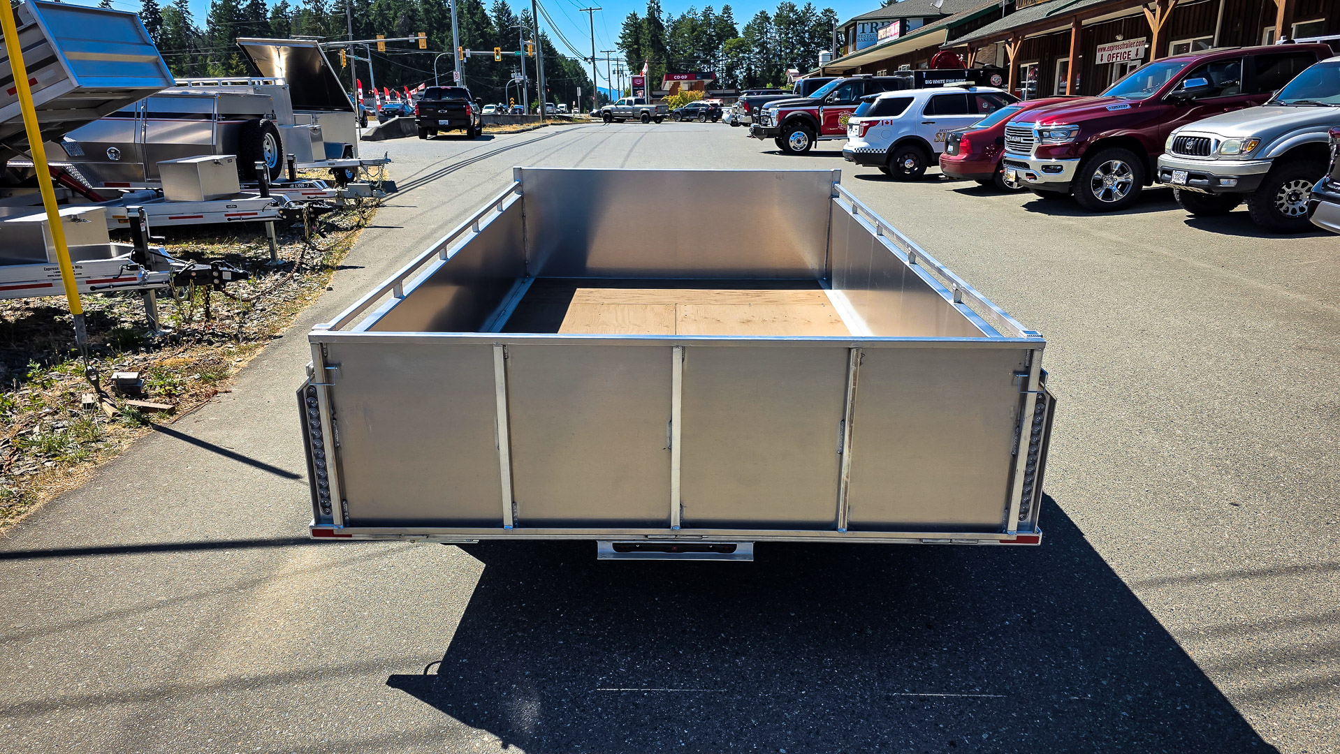6'x10' 3000lbs GVW Utility Trailer - Image 4